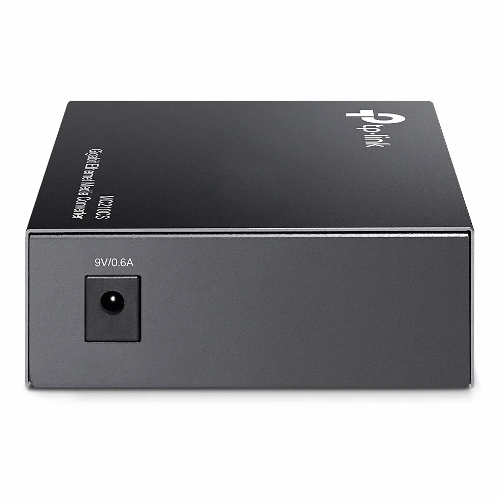 TP-Link Gigabit Single-Mode Media Converter, Complies with IEEE 802.3ab and IEEE 802.3z Extends Fiber Distance Up to 20 km (MC210CS)