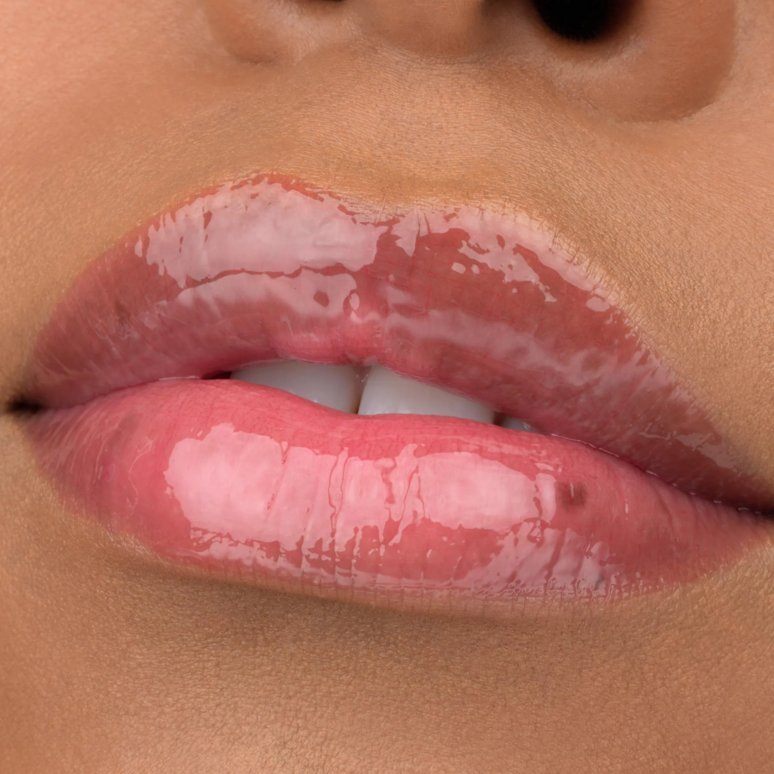 essence what the fake! EXTREME PLUMPING LIP FILLER repulpeur lèvres extrême 4.2ml