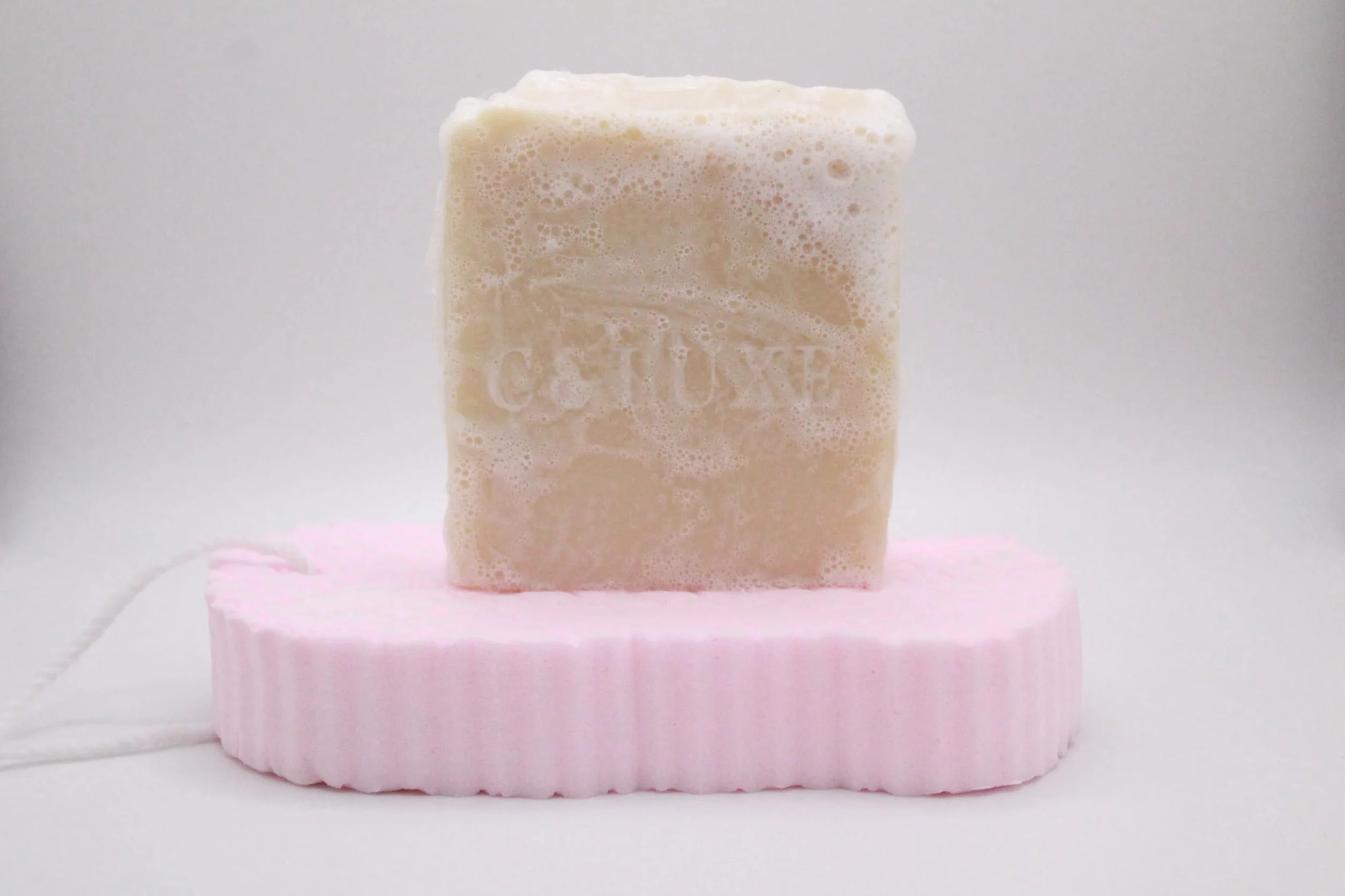 Savon au Lait de Chèvre Frais Bio - Saponification à Froid, pour Eczéma, Psoriasis, Acné - Hydratant et Apaisant, Peau Douce