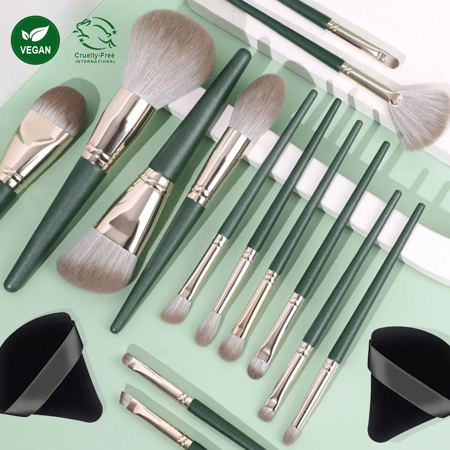 FITDON Pinceaux Maquillage 14 Pièces Pinceau Fond de Teint Blush Anti-cernes Fard à Paupières Poudre Houppettes