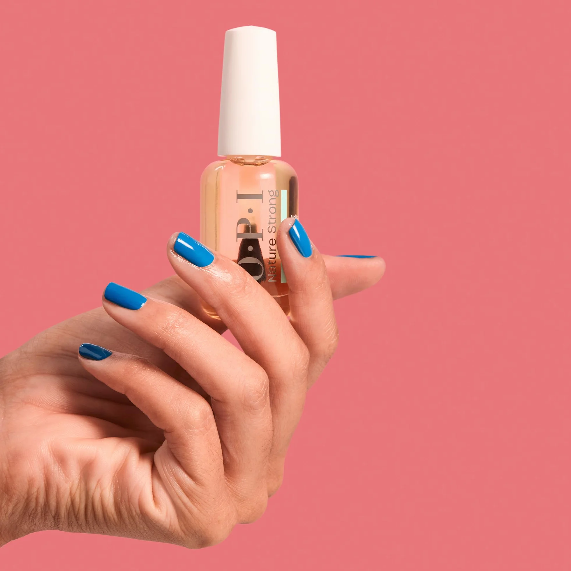 OPI Nature Strong Huile Ongles & Cuticules Glow Up – Vitamine E, Origine Naturelle – Soin Ongles Abîmés – 15 ml