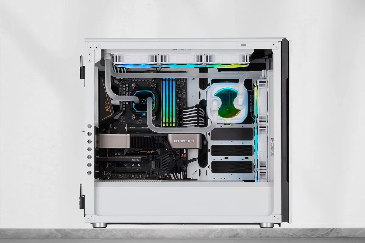 Corsair Hydro X Series XL8 Performance Coolant 1L Transparent