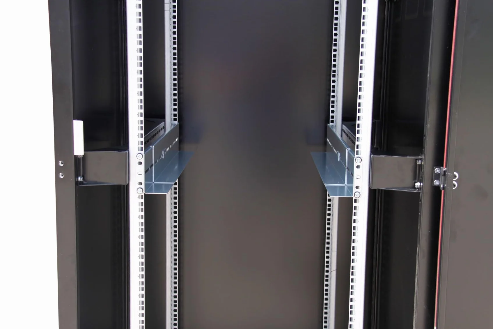 SABAJ M&D Rails 2U renforcés pour Rack 19 Pouces, Profondeur 800-1200 mm, Charge 80 kg, Acier 19-0059