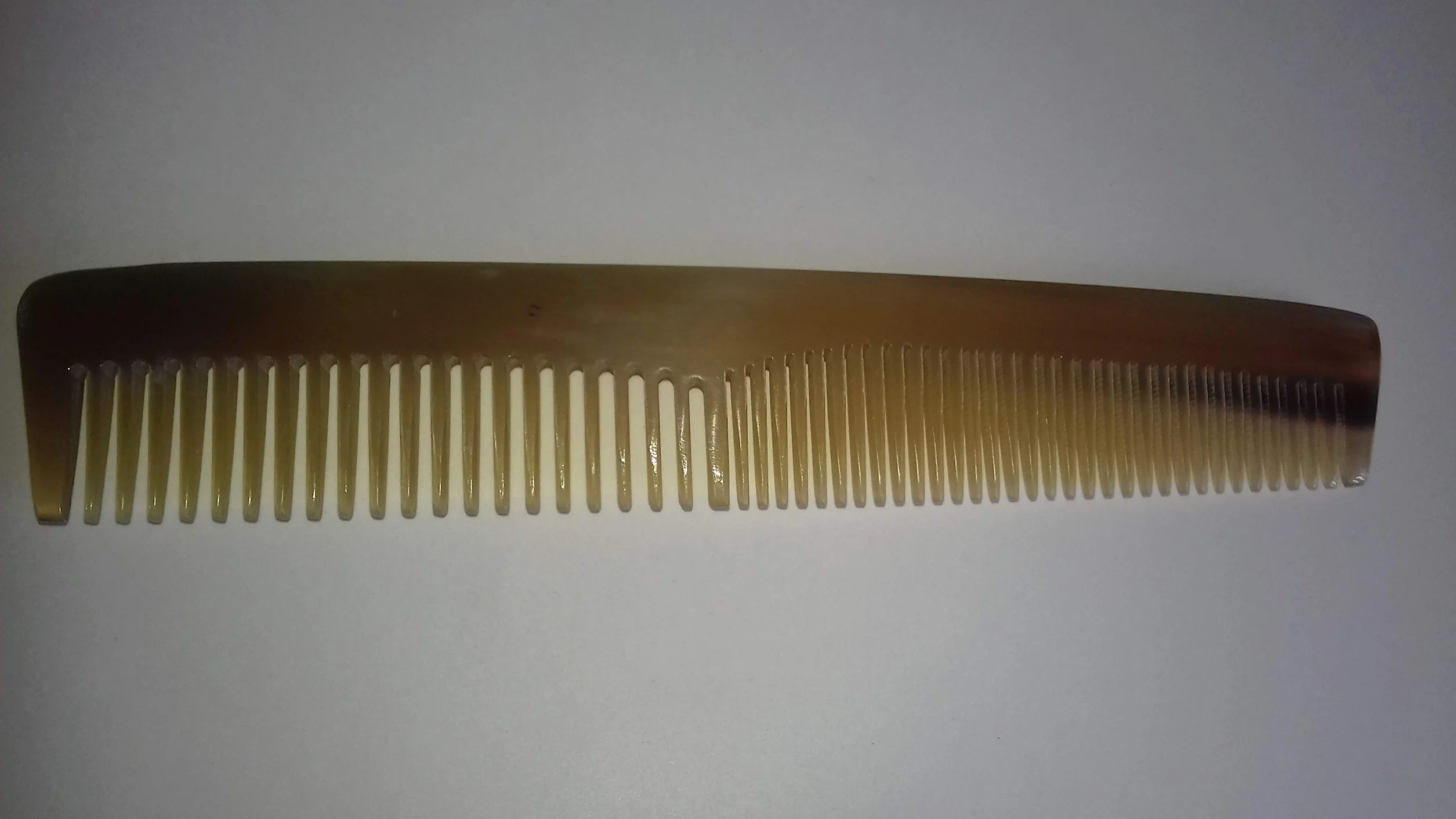 Peigne Démêloir en Corne Naturelle 16 cm
