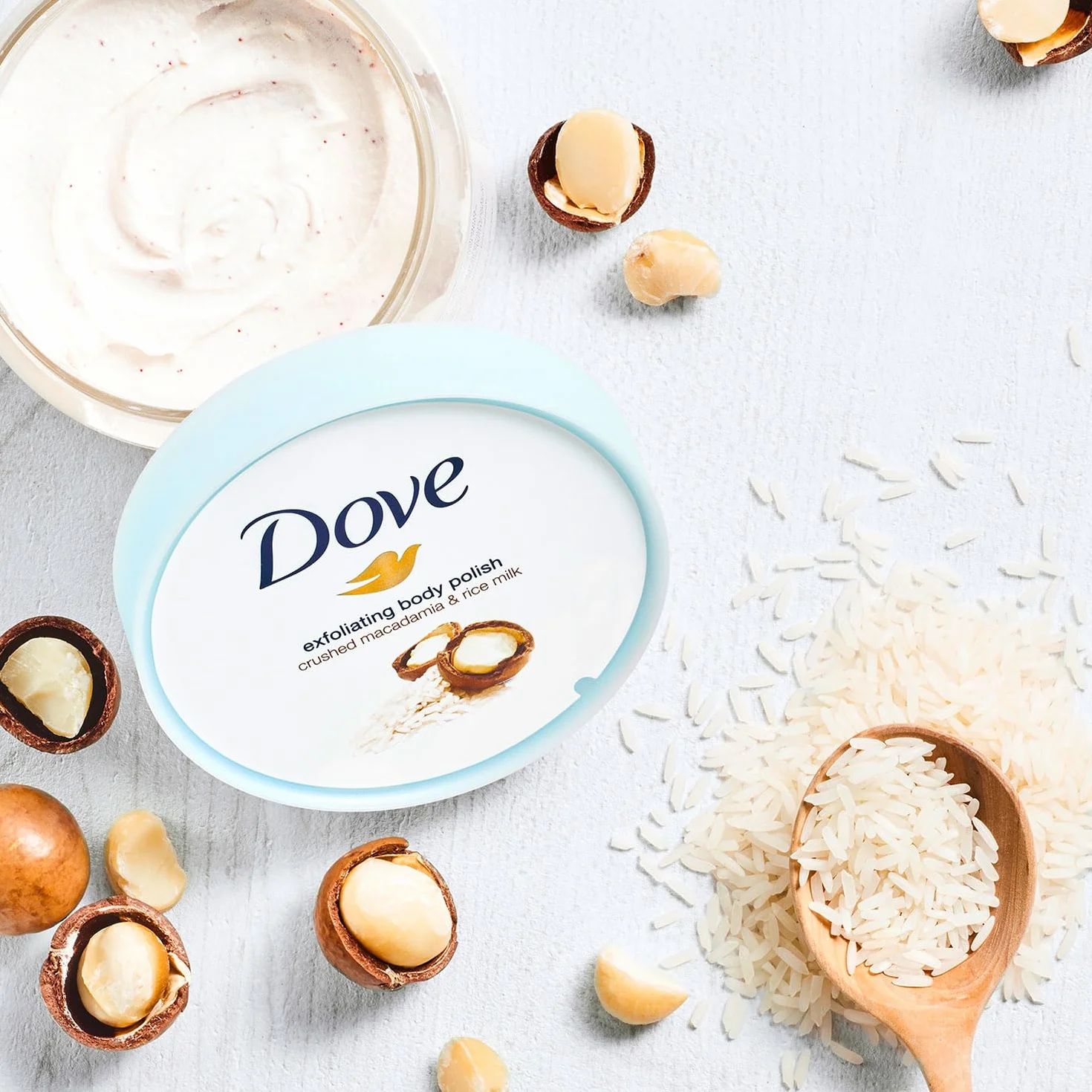 Dove Gommage pour le corps macadamia